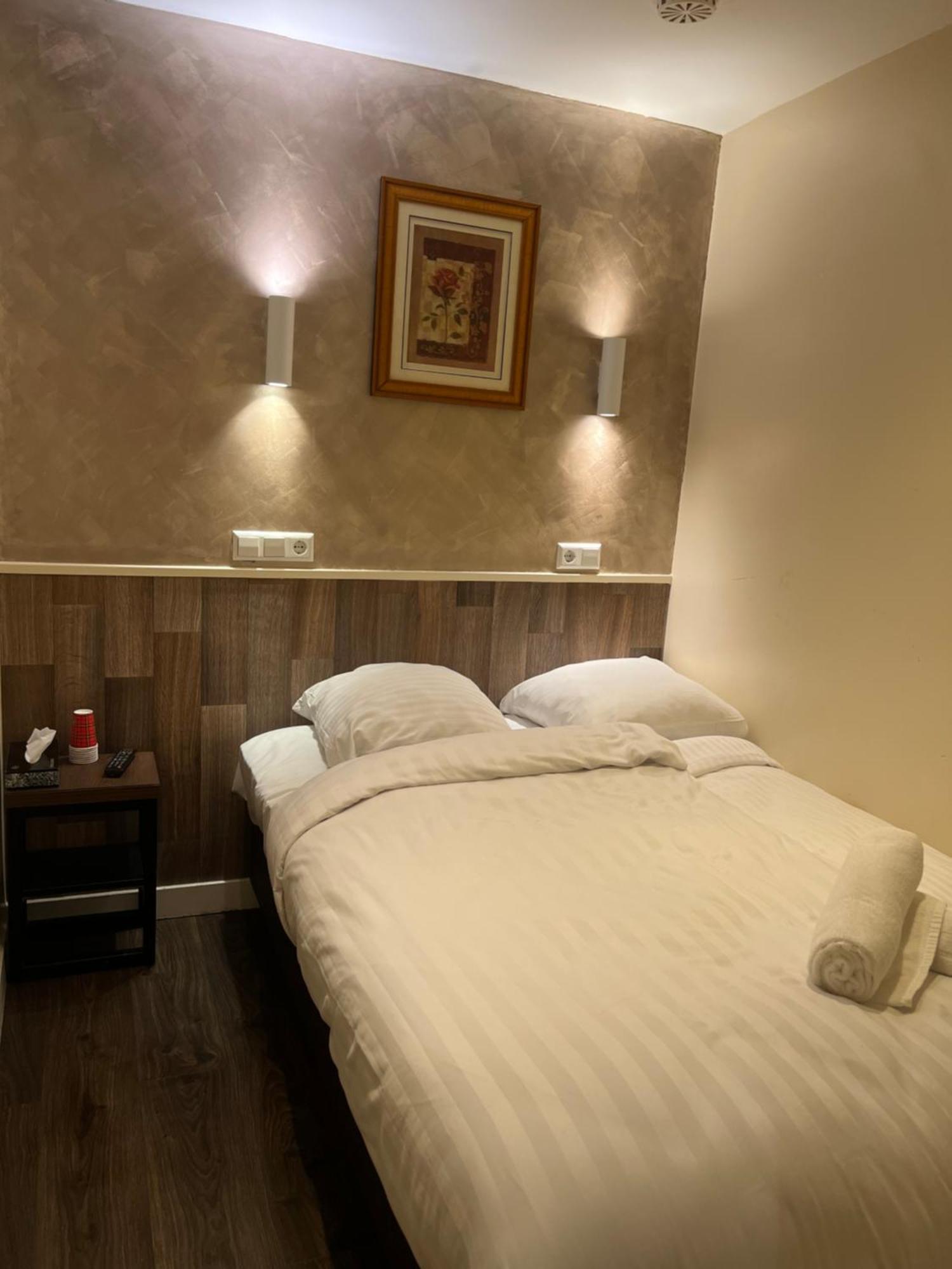 Dam Hotel Амстердам Екстериор снимка